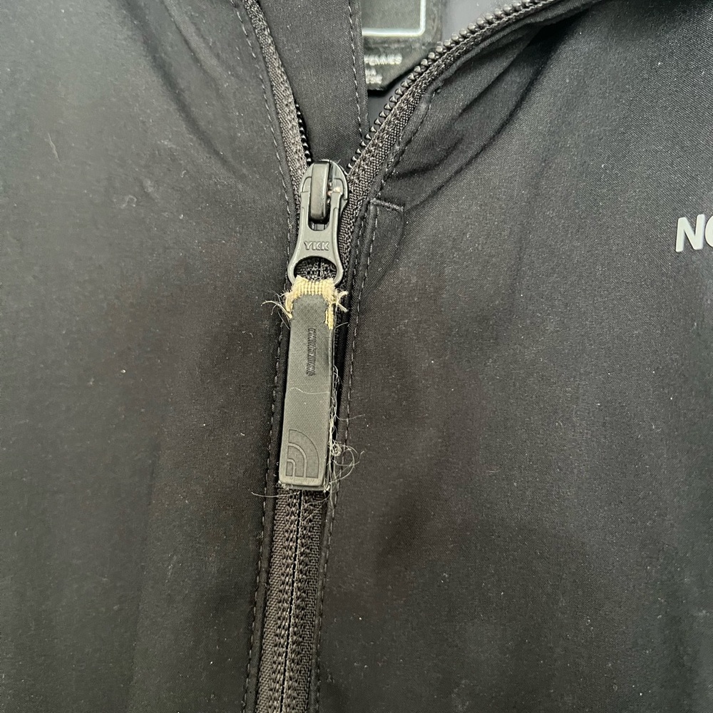 The North Face Women's Black Hooded Coat - Picture 4 of 5